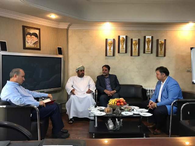 &shy;دیدار مشاور AFC و نماینده وزارت ورزش و عمان با تاج
