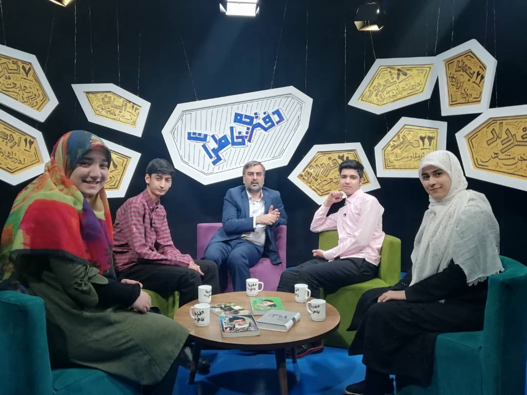 بررسی قیام ۱۹ دی در «دفترچه خاطرات»