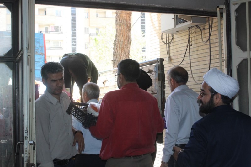 ارسال سومین محموله اهدایی مردمی از بقاع متبرکه به مناطق سیل زده