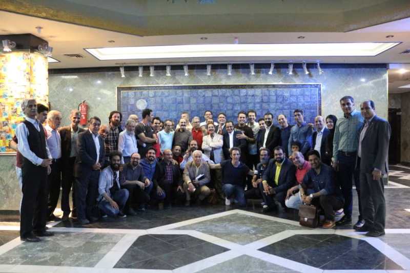 تجلیل از پیشکسوت نمایش سمنان در آیین اردیبهشت تئاتر