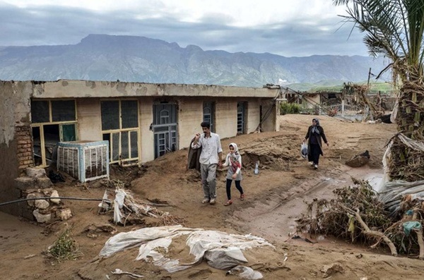 پرداخت وام بلاعوض سیل‌زدگان خوزستان تا پایان هفته