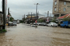عادی شدن وضعیت در مناطق سیل زده گیلان عادی شدن وضعیت در مناطق سیل زده گیلان