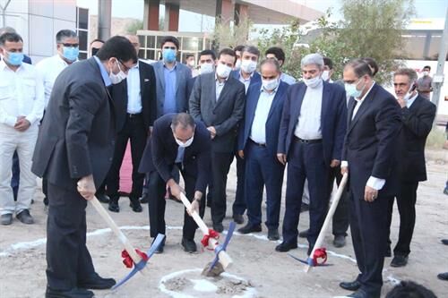 کلنگ اجرای پتروشیمی ارغوان در عسلویه به زمین خورد کلنگ اجرای پتروشیمی ارغوان در عسلویه به زمین خورد