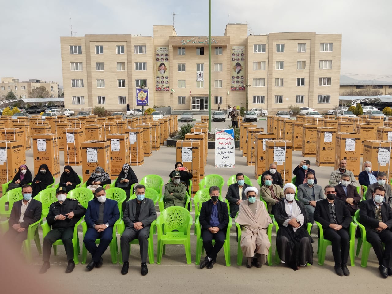 دست مهربان خیران برای نیازمندان&nbsp;