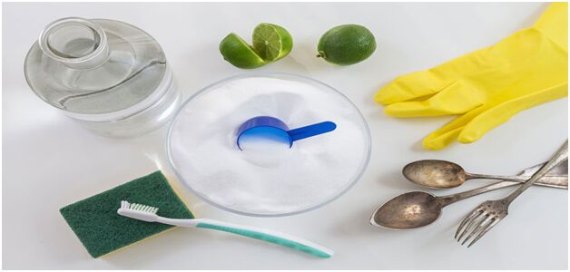 هشدار: ترکیب کردن مواد شوینده با یکدیگر، بسیار خطرناک است!