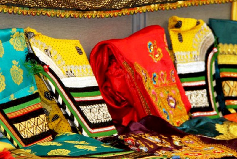 برگزاری نمایشگاه صنایعدستی به مناسبت روز ملی خلیجفارس در بندرعباس برگزاری نمایشگاه صنایعدستی به مناسبت روز ملی خلیجفارس در بندرعباس