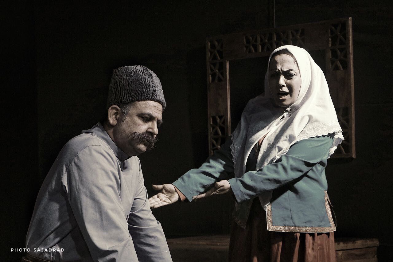 تمدید اجرای عمومی نمایش &laquo;دبستان دوشیزگان&raquo;