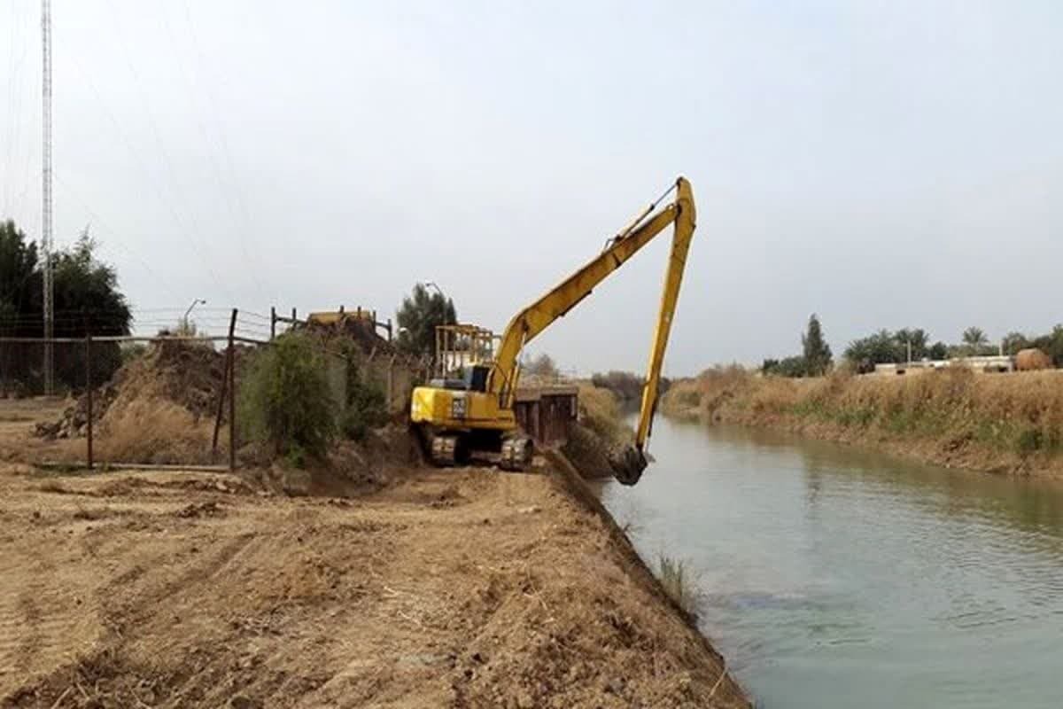 لایروبی بیش از ۴۸ کیلومتر از مجاری آب‌های سطحی آذربایجان غربی