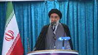 امام جمعه شهرکرد : ما معتقدیم که امام عصر عج الله تعالی فرجه الشریف  بر امور جامعه ما نظارت دارند ولی این امر پنهان است.