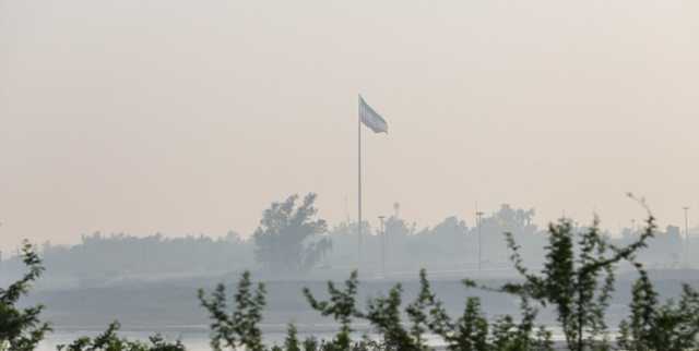 وضعیت بنفش آلودگی هوا در آبادان / ۱۲ شهر در وضعیت قرمز و نارنجی وضعیت بنفش آلودگی هوا در آبادان / ۱۲ شهر در وضعیت قرمز و نارنجی