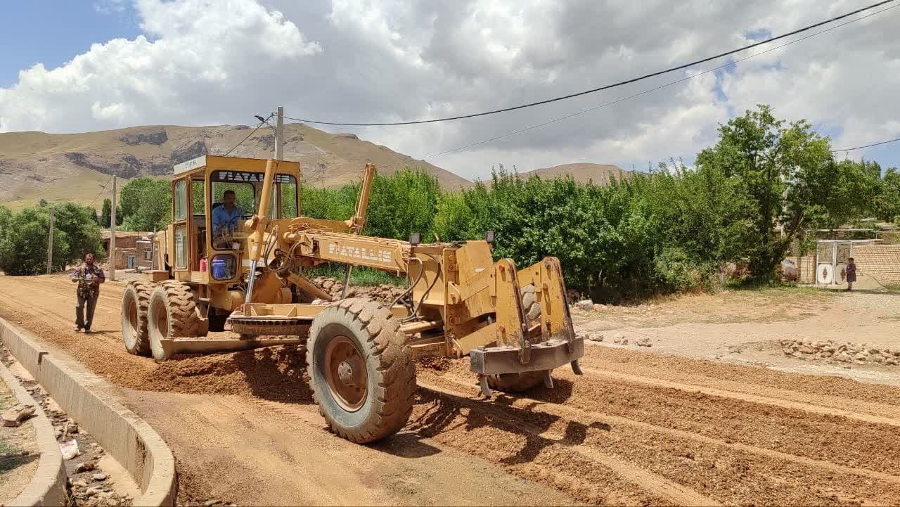 توسعه، پیشرفت و آبادانی روستاهای شهرستان تکاب با اجرای طرح هادی در روستاها توسعه، پیشرفت و آبادانی روستاهای شهرستان تکاب با اجرای طرح هادی در روستاها