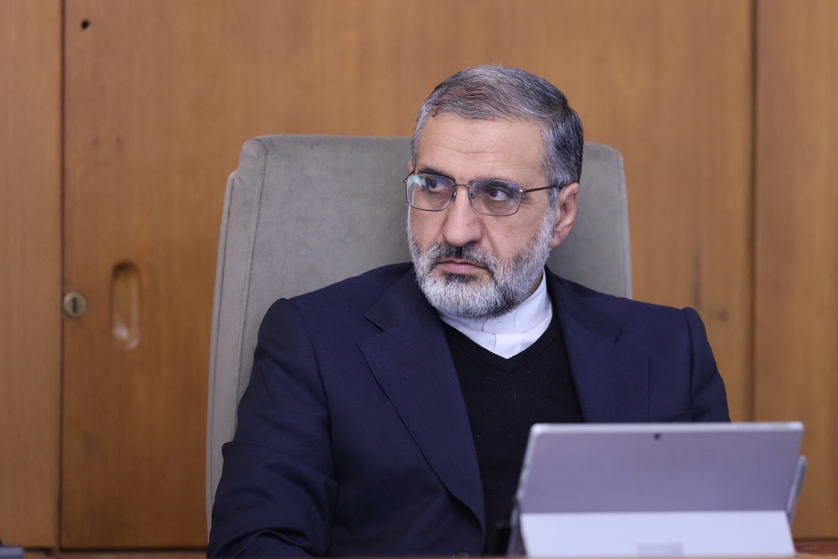 ** ۲ هزار برنامه داخلی و ۳۴۵ دیدار خارجی رئیسجمهور شهید ** ۲ هزار برنامه داخلی و ۳۴۵ دیدار خارجی رئیسجمهور شهید