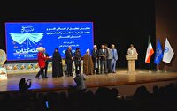 رونمایی از تقریظ‌های رهبر معظم انقلاب بر سه کتاب و زندگینامه شهید مدافع حرم گلستان در گرگان