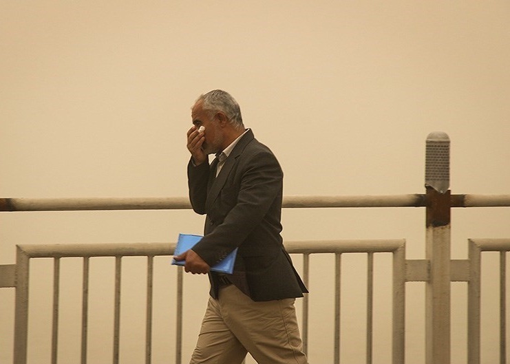 حفظ سلامتی در روز‌های آلوده به گرد و غبار با رعایت توصیه‌های بهداشتی