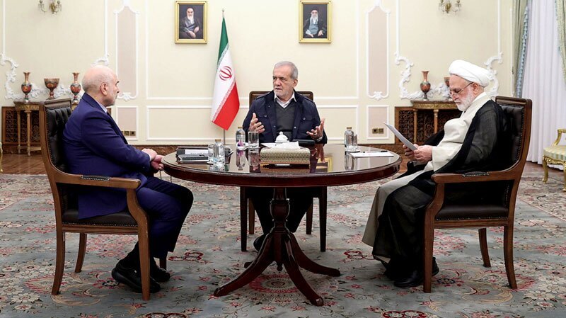 تعهد سران قوا برای مشکلات معیشتی و تأمین امنیت عمومی تعهد سران قوا برای مشکلات معیشتی و تأمین امنیت عمومی