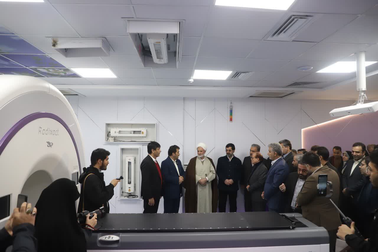 بهره برداری از دستگاه پیشرفته توموتراپی در قم بهره برداری از دستگاه پیشرفته توموتراپی در قم