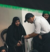 وقتی عشق حسینی با مهربانی عزاداران به هم می‌آمیزد