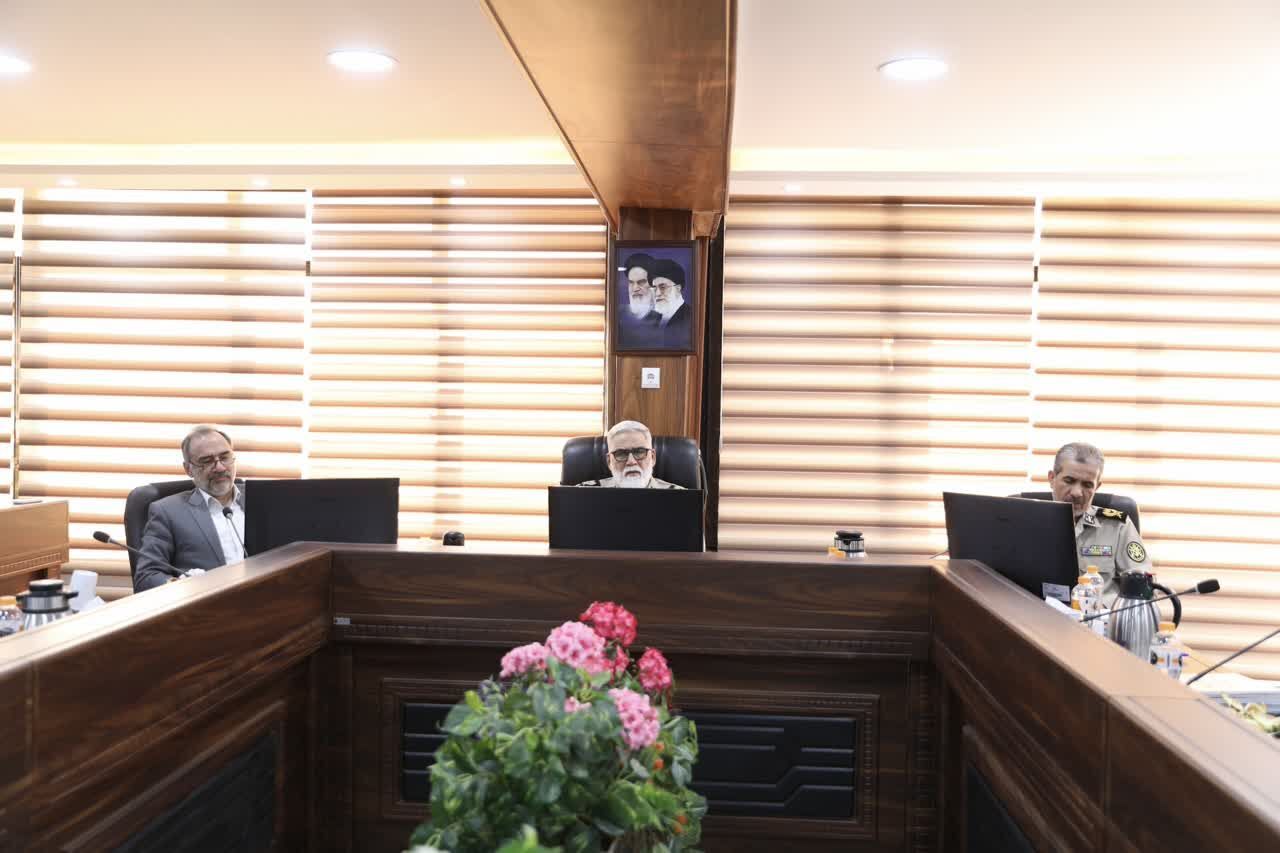 دشمن با تروریسم به دنبال ناامن سازی نقاط استراتژیک اقتصادی ماست دشمن با تروریسم به دنبال ناامن سازی نقاط استراتژیک اقتصادی ماست