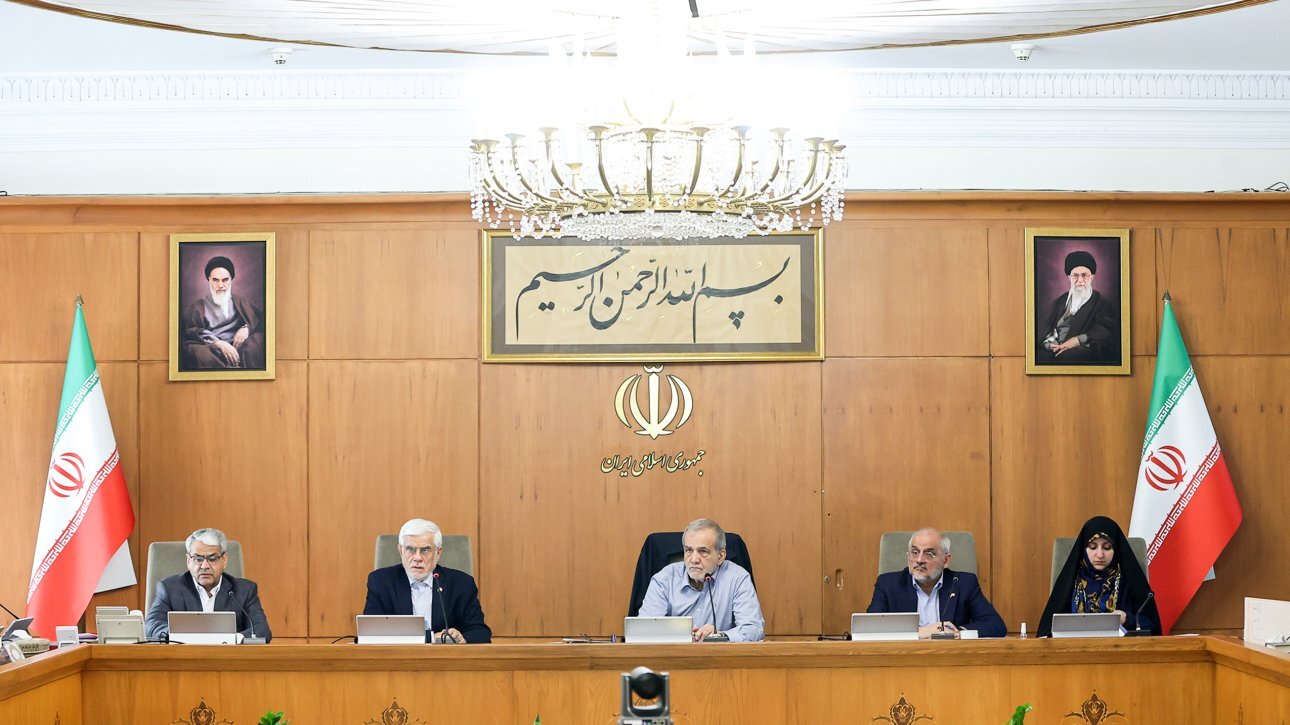 تلاش دولت ارائه بودجه بدون کسری به مجلس است