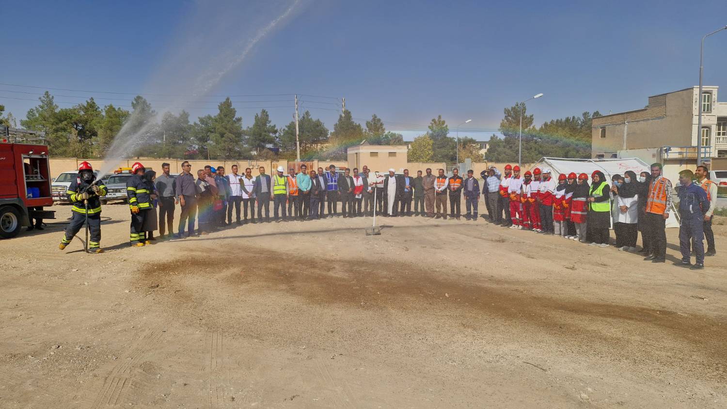 برگزاری مانور امداد و نجات در بیضا برگزاری مانور امداد و نجات در بیضا