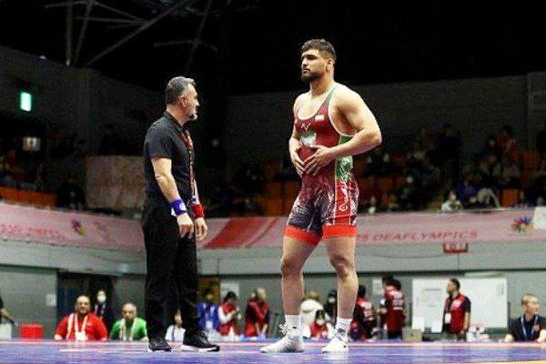 قمرپور در کشتی آزاد فینالیست شد قمرپور در کشتی آزاد فینالیست شد