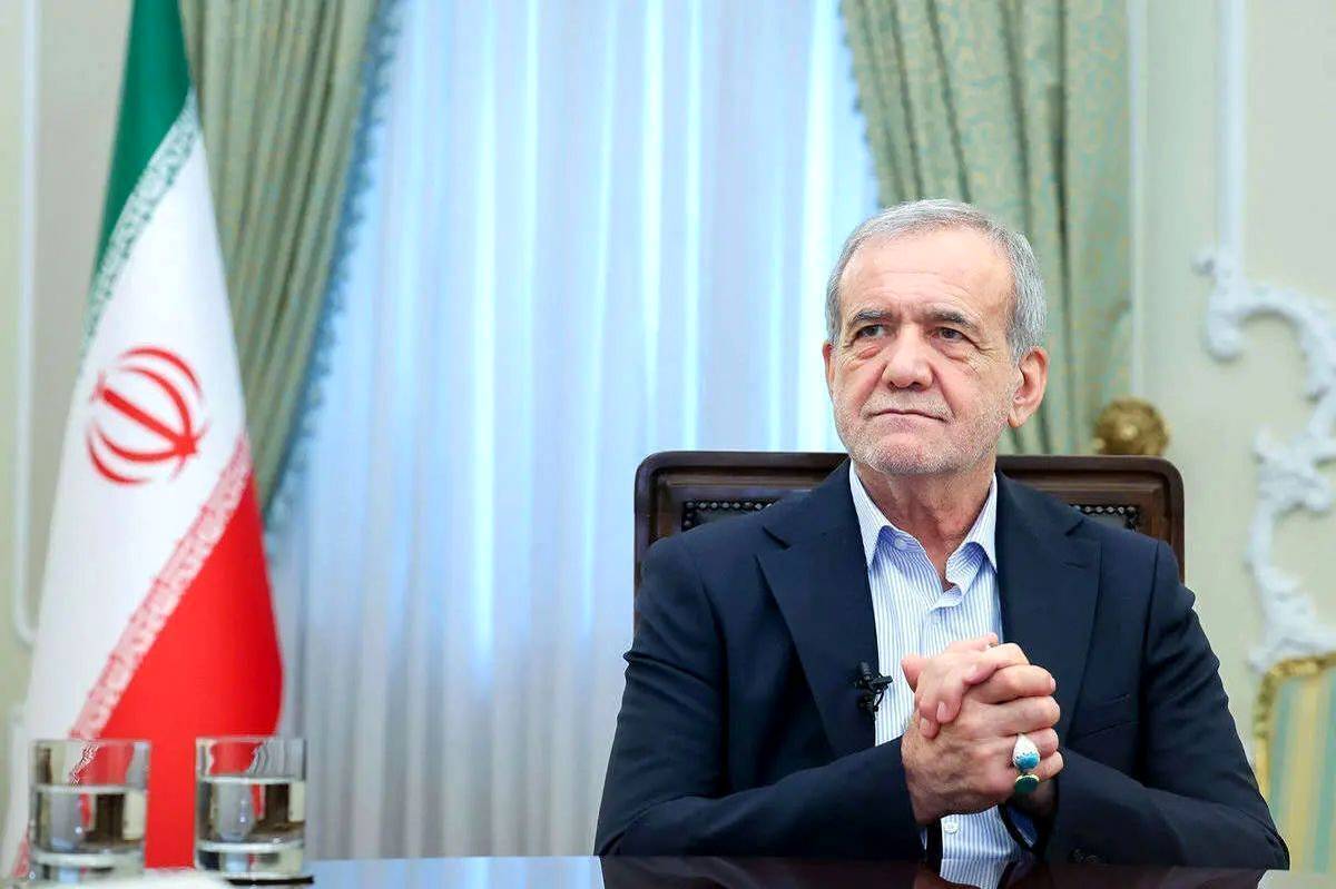 قدردانی رئیس جمهور از رهبر معظم انقلاب قدردانی رئیس جمهور از رهبر معظم انقلاب