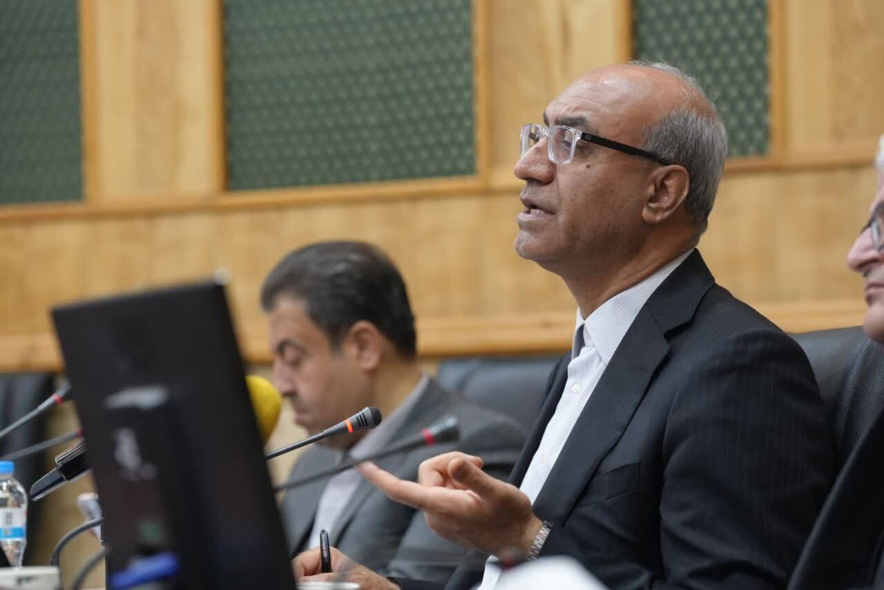 مهم‌ترین اولویت کشور حمایت از تولید و اشتغال است